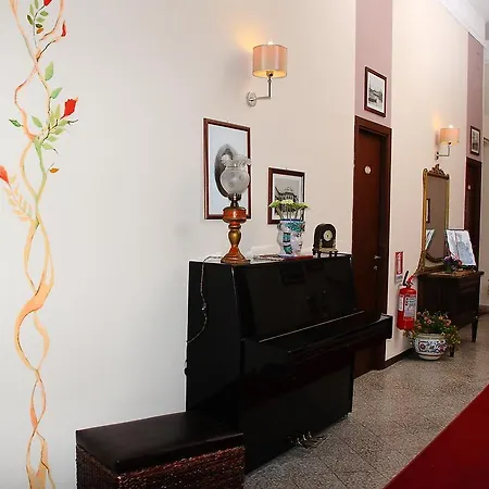 La Collegiata فندق مبيت وإفطار كاتانيا