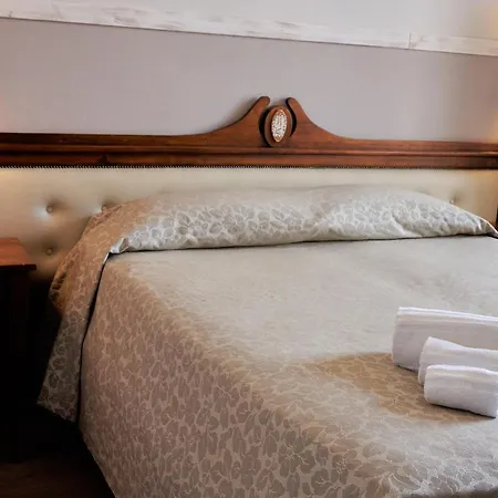 Bed and Breakfast La Collegiata Κατάνια