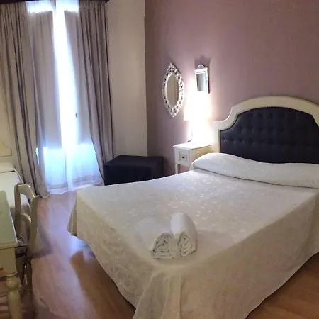 La Collegiata Bed & Breakfast